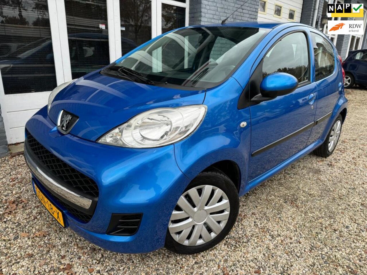 Peugeot 107 - 1.0-12V Urban Move 5 DEURS, MET NIEUWE APK - AutoWereld.nl