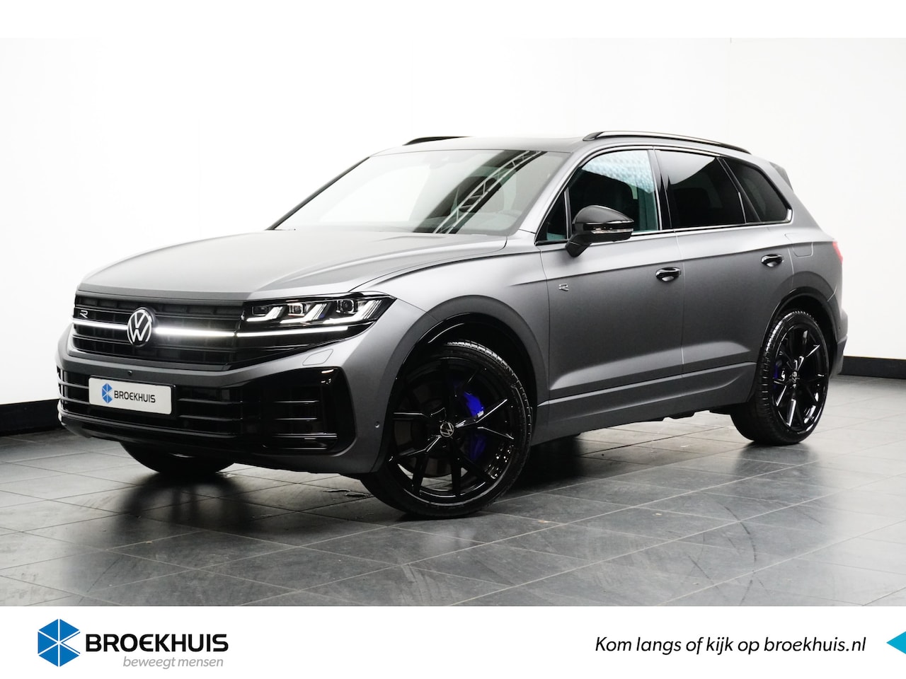 Volkswagen Touareg - 3.0 TSI 462PK eHybrid 4MOTION R | LUCHTVERING | TREKHAAK | PANORAMADAK - AutoWereld.nl