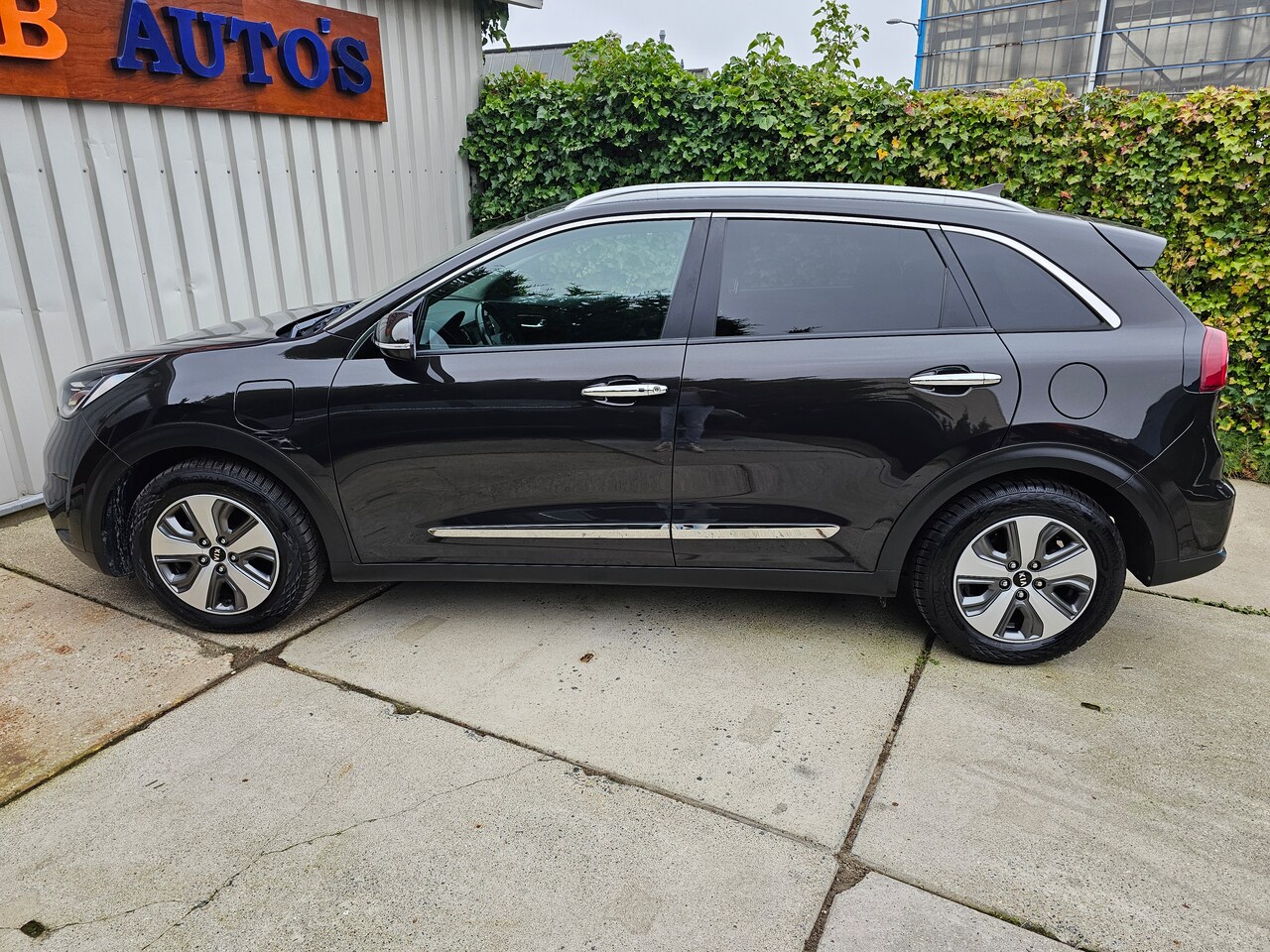 Kia Niro - 1.6 GDi PHEV DynamicPlusLine 1e eigenaar. Dealer onderhouden. Als nieuw!