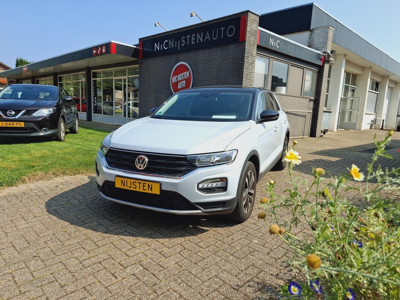 Volkswagen T-Roc - 1.5 TREKHAAK NAVI, CAMERA, ANDROID AUTO 1.5 TSI - AutoWereld.nl