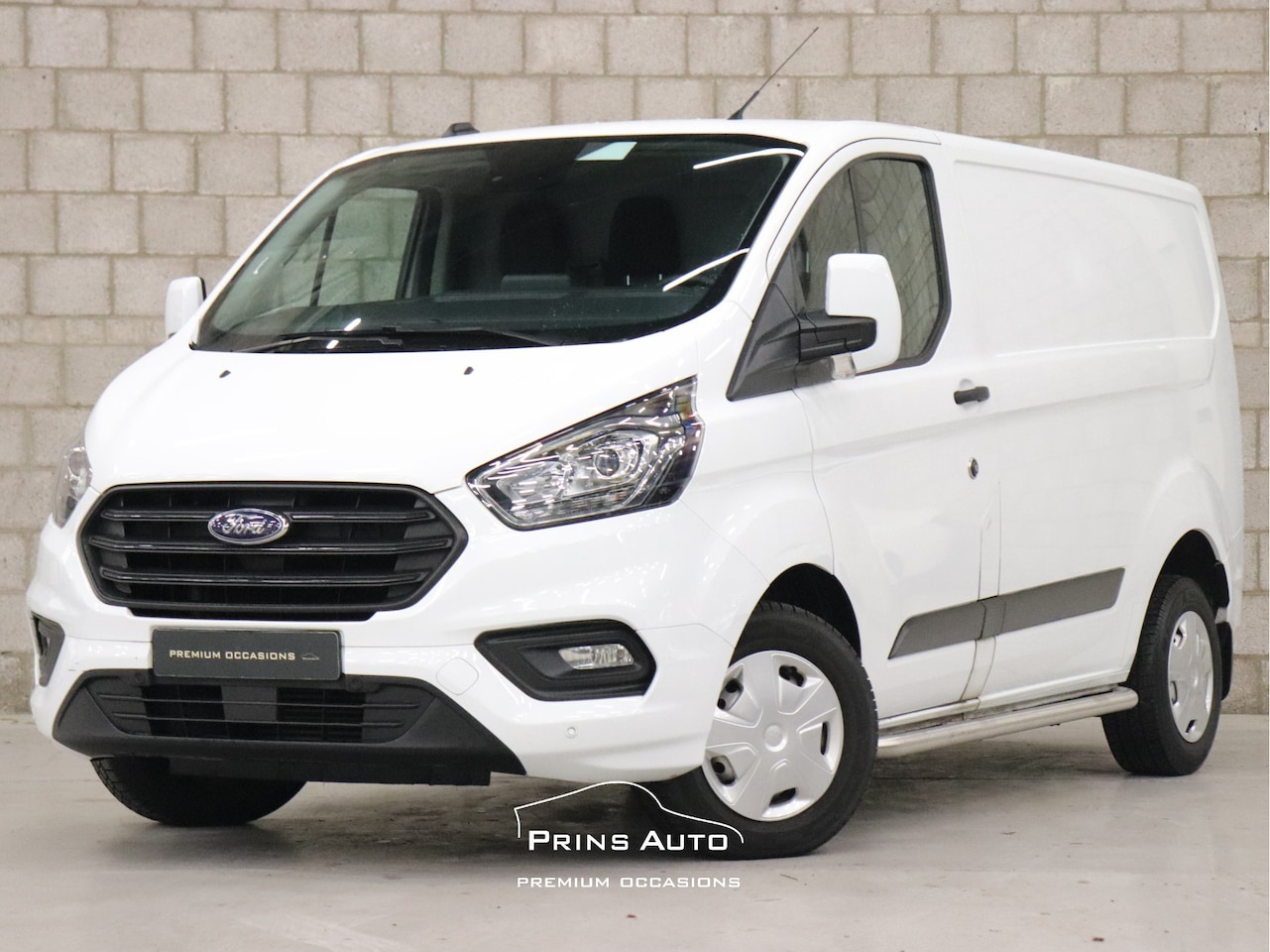 Ford Transit Custom - 280 2.0 TDCI L1H1 Trend |GROOT-SCHERM|TREKHAAK|CRUISE|BETIMMERING| - AutoWereld.nl