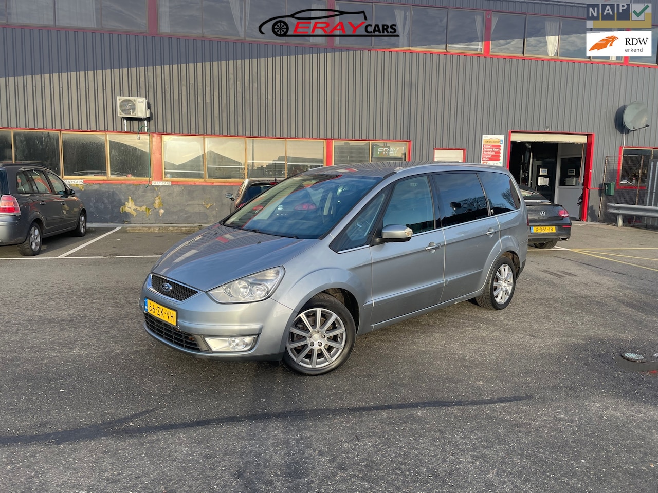 Ford Galaxy - 2.3-16V Ghia / NAP/ AUTOMAAT/ 7 PERSOONS / SP VLG / AUTO RIJD EN SCHAKELD GOED/ - AutoWereld.nl