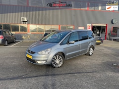 Ford Galaxy - 2.3-16V Ghia / NAP/ AUTOMAAT/ 7 PERSOONS / SP VLG / AUTO RIJD EN SCHAKELD GOED/