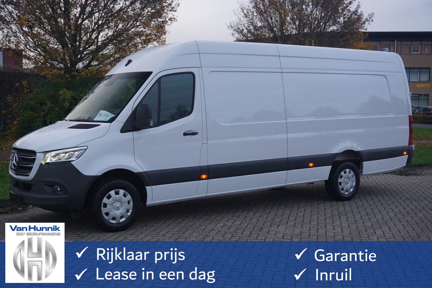 Mercedes-Benz Sprinter - 319CDI L4H2 Automaat 10.25" Mbux, 360° Cam, LED,, Distronic, Standkachel, 3T trekhaak!! Nr - AutoWereld.nl