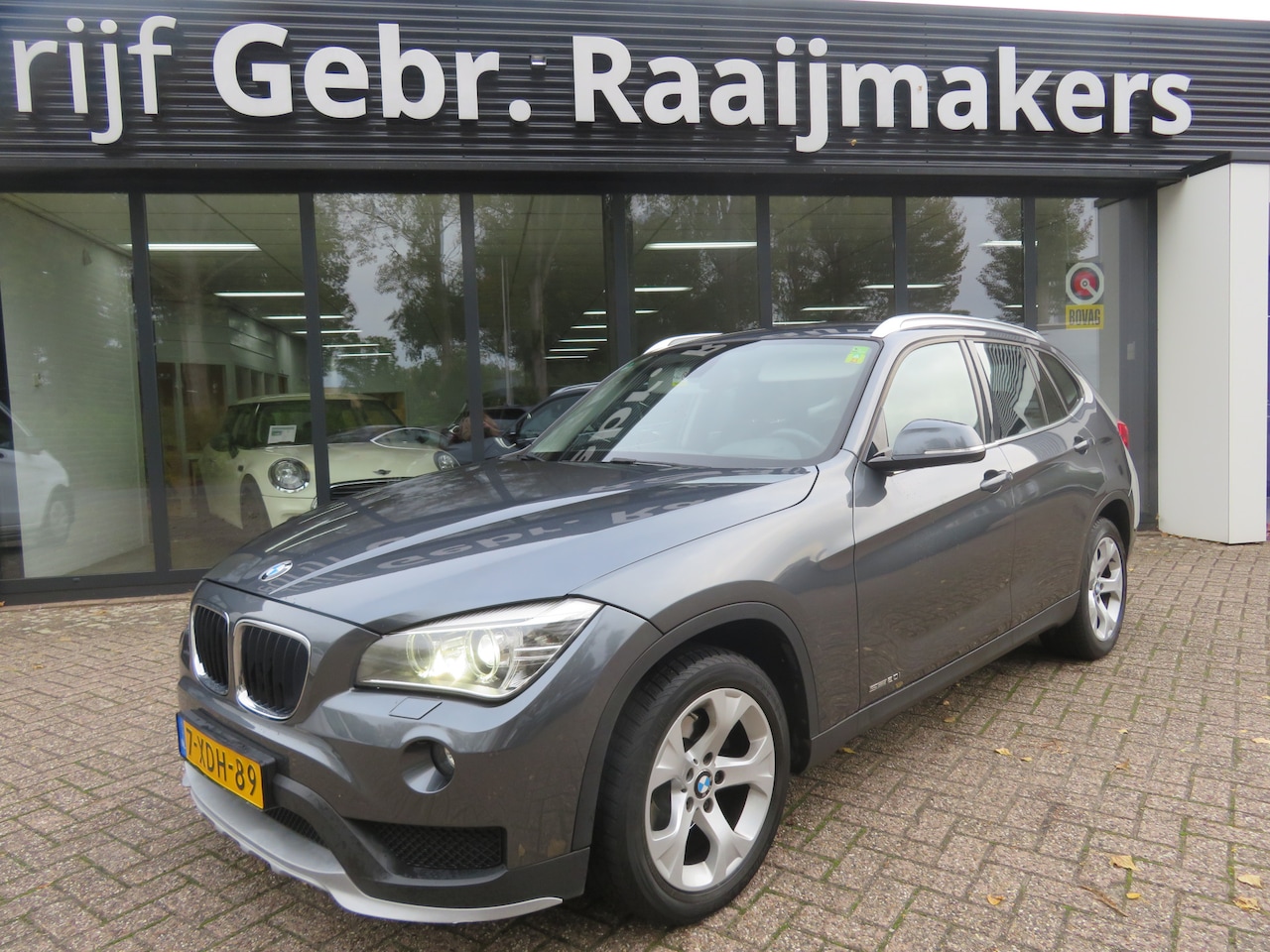 BMW X1 - sDrive20i *Navi*Xenon*ECC*EXPORT/EX.BPM* - AutoWereld.nl