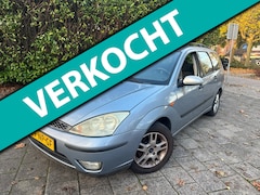 Ford Focus Wagon - 1.6-16V Collection RIJDT PRAKTISCH NIEUW MET AIRCO & APK