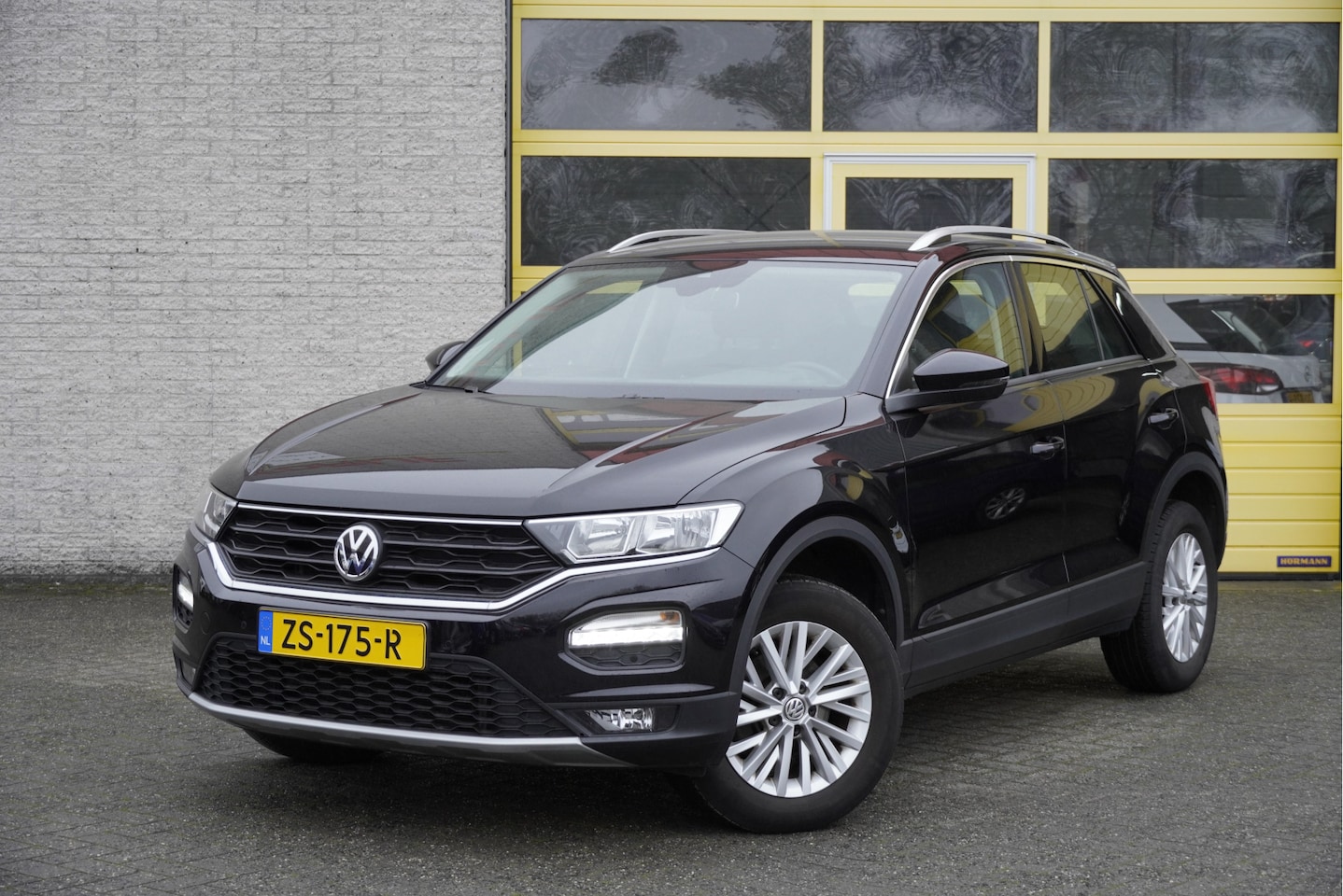 Volkswagen T-Roc - 1.5 TSI 150PK! Style BJ2019 Lmv 16" | Led | Pdc | Navi | App-Connect | Virtual cockpit | A - AutoWereld.nl