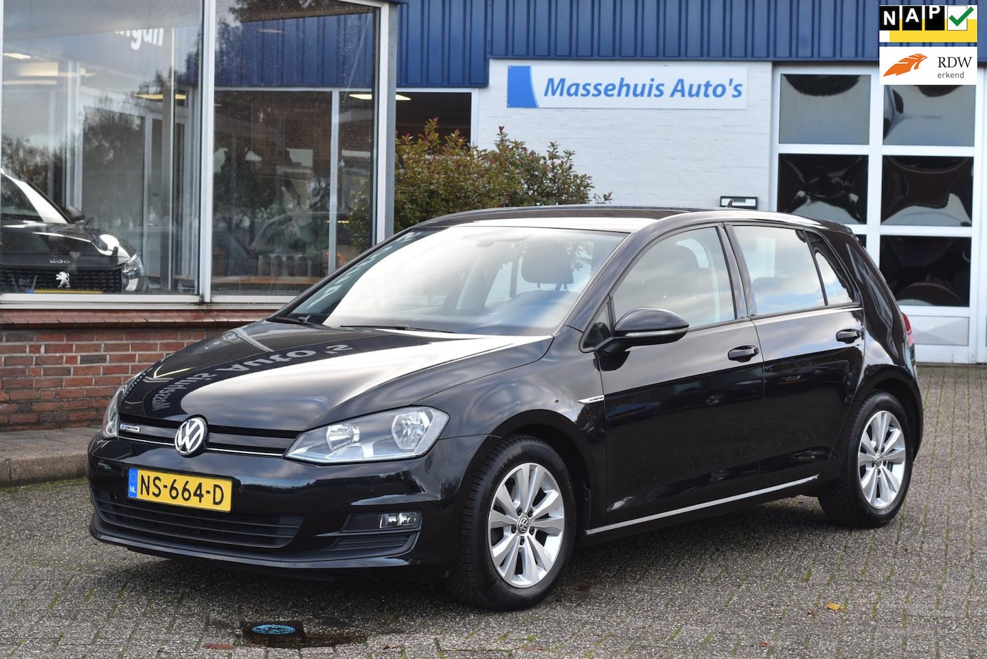 Volkswagen Golf - 1.0 TSI Comfortline DSG Navi Cruise Clima PDC V+A 1e eig. 16" + All-season Nwe APK - AutoWereld.nl