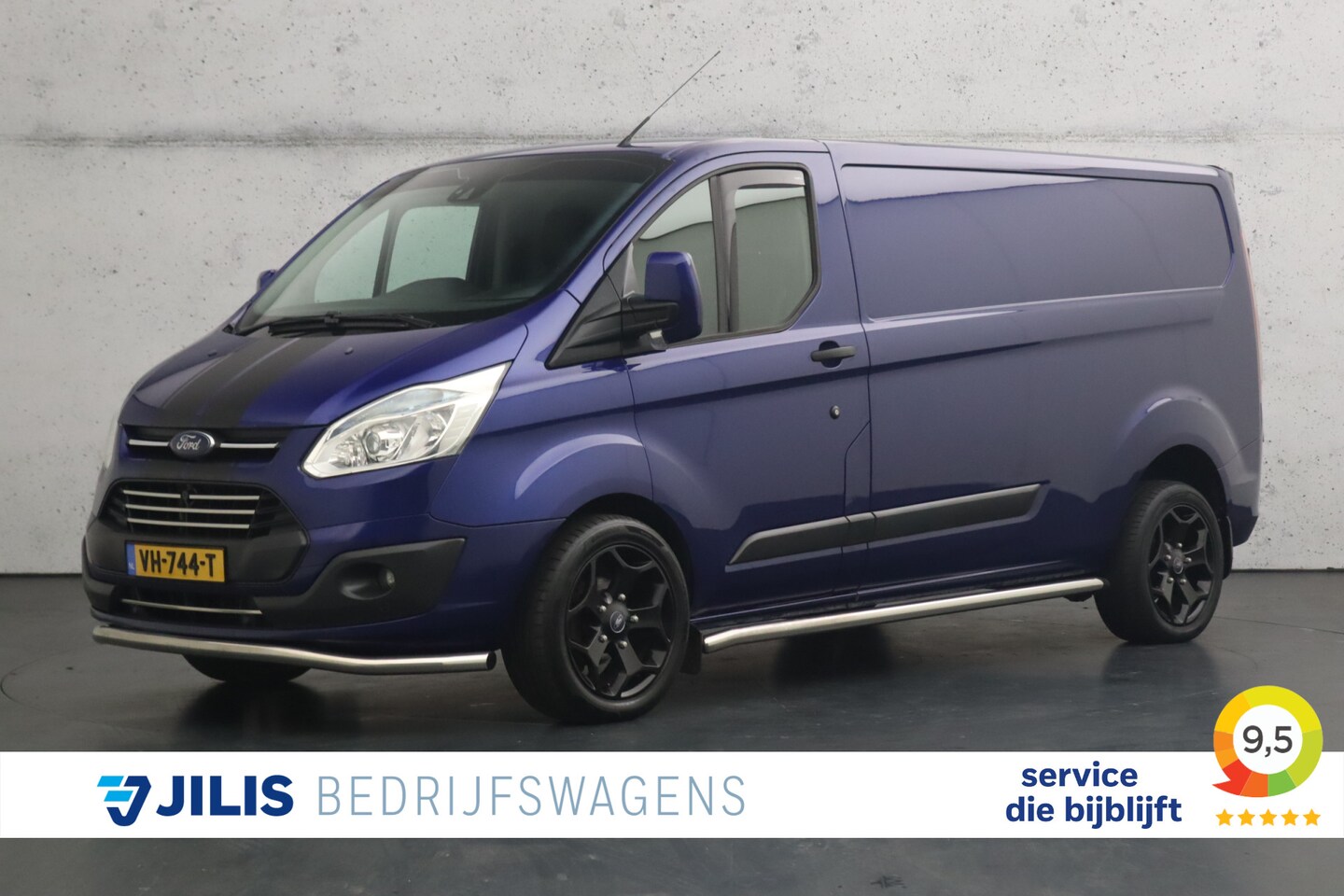 Ford Transit Custom - 2.2 TDCI L2H1 Trend | Camera | Parkeersensoren | LED | Trekhaak | Navigatie - AutoWereld.nl