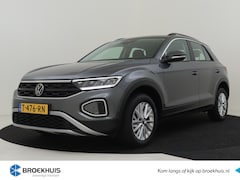 Volkswagen T-Roc - 1.0 TSI Life 111pk | Adaptief cruise control | Navigatie via app | Led koplampen | Parkeer