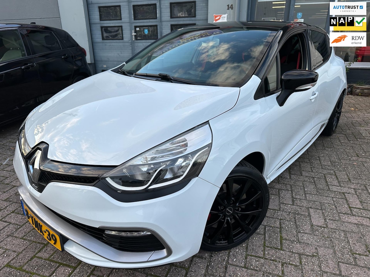 Renault Clio - 1.6 R.S. SPORT 200PK TURBO 2014 NL-AUTO! NAP ORGINEEL NETJES - AutoWereld.nl