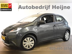 Toyota Aygo - 1.0 VVT-i X-FUN AIRCO/BLUETOOTH