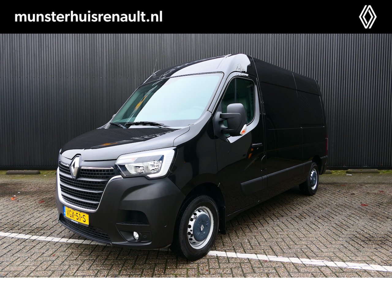 Renault Master - T35 2.3 dCi 150 L2H2 Energy - Trekhaak, cruise, dode hoek, camera, sensor v+a - AutoWereld.nl