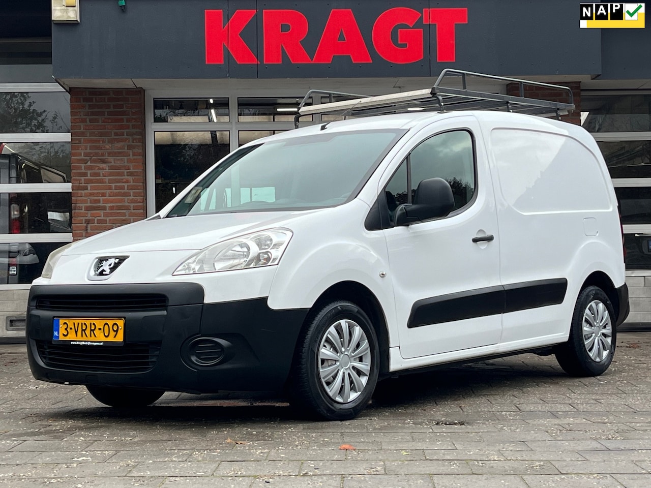 Peugeot Partner - 120 1.6 HDI L1H1|NAP|airconditioning|trekhaak|imperiaal|elektrische ramen|voorruitverwarmi - AutoWereld.nl