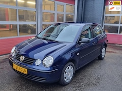 Volkswagen Polo - 1.2