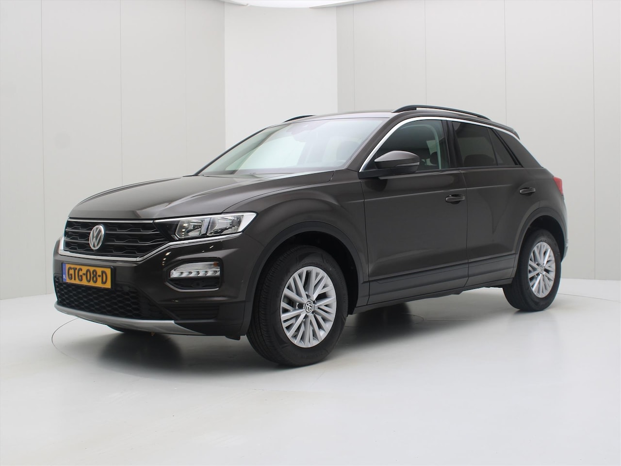 Volkswagen T-Roc - 1.5 TSI 150pk 6-bak T-Roc Style Business [ VIRTUAL+CARPLAY+TREKHAAK+ACC+PDC+STOELVERWARMIN - AutoWereld.nl