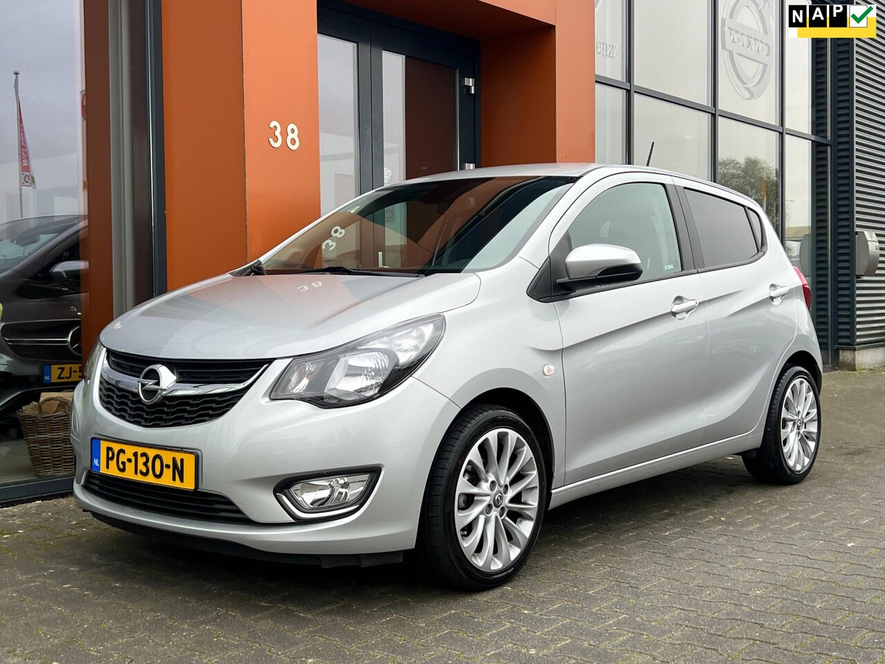 Opel Karl - 1.0 ecoFLEX|Leder|Carplay|Cruise|Climate|PDC|Velgen - AutoWereld.nl