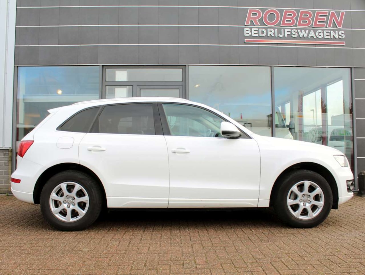 Audi Q5 - 2.0 TDI quattro Airco/Cruise/PDC - AutoWereld.nl