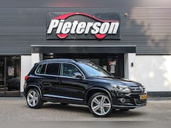 Volkswagen Tiguan - 1.4 TSI R-Line PANO DSG XENON BOMVOL