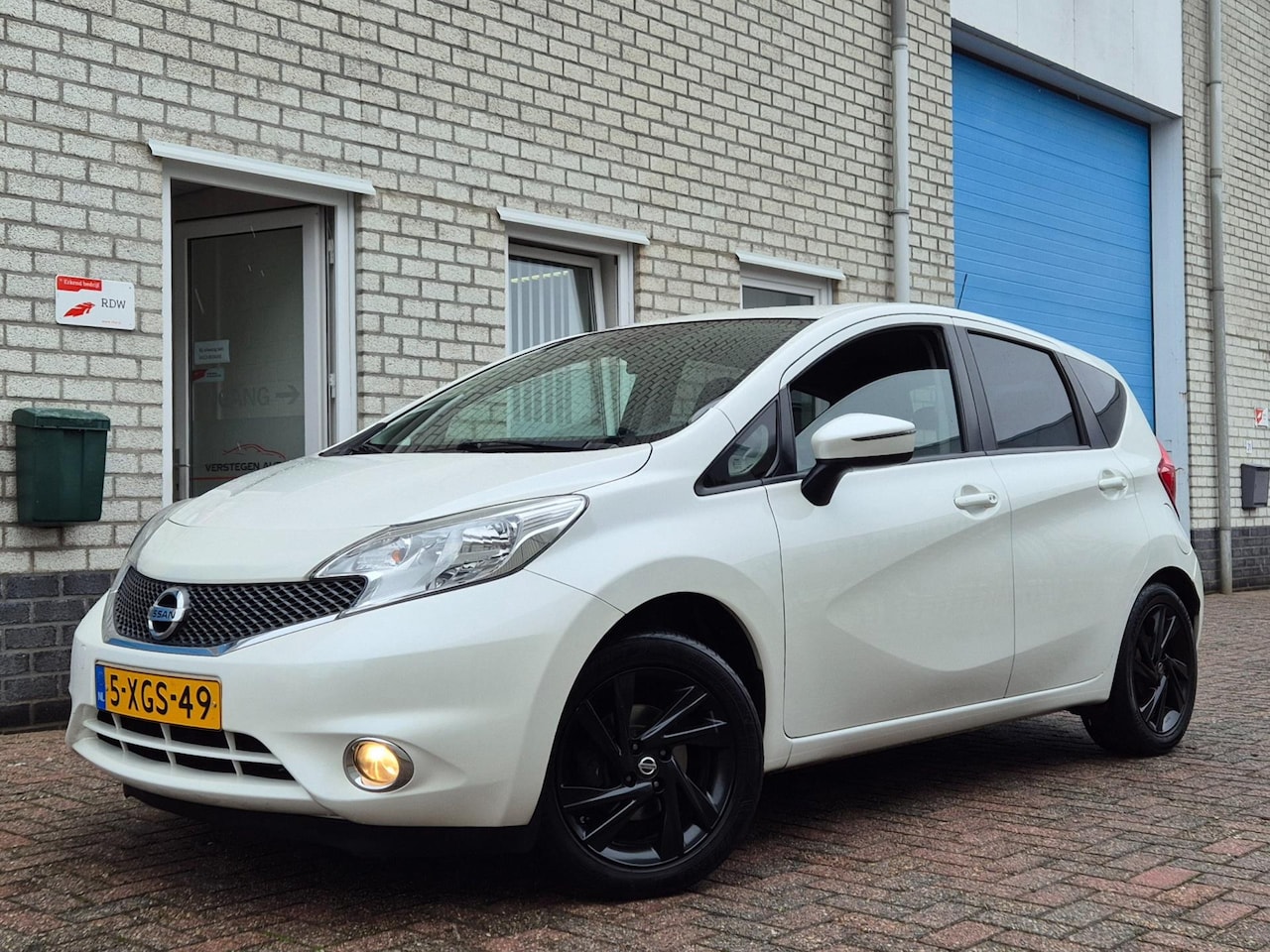 Nissan Note - 1.2 Connect Edition Airco-Cruise-Trekhaak-N.a.p - AutoWereld.nl