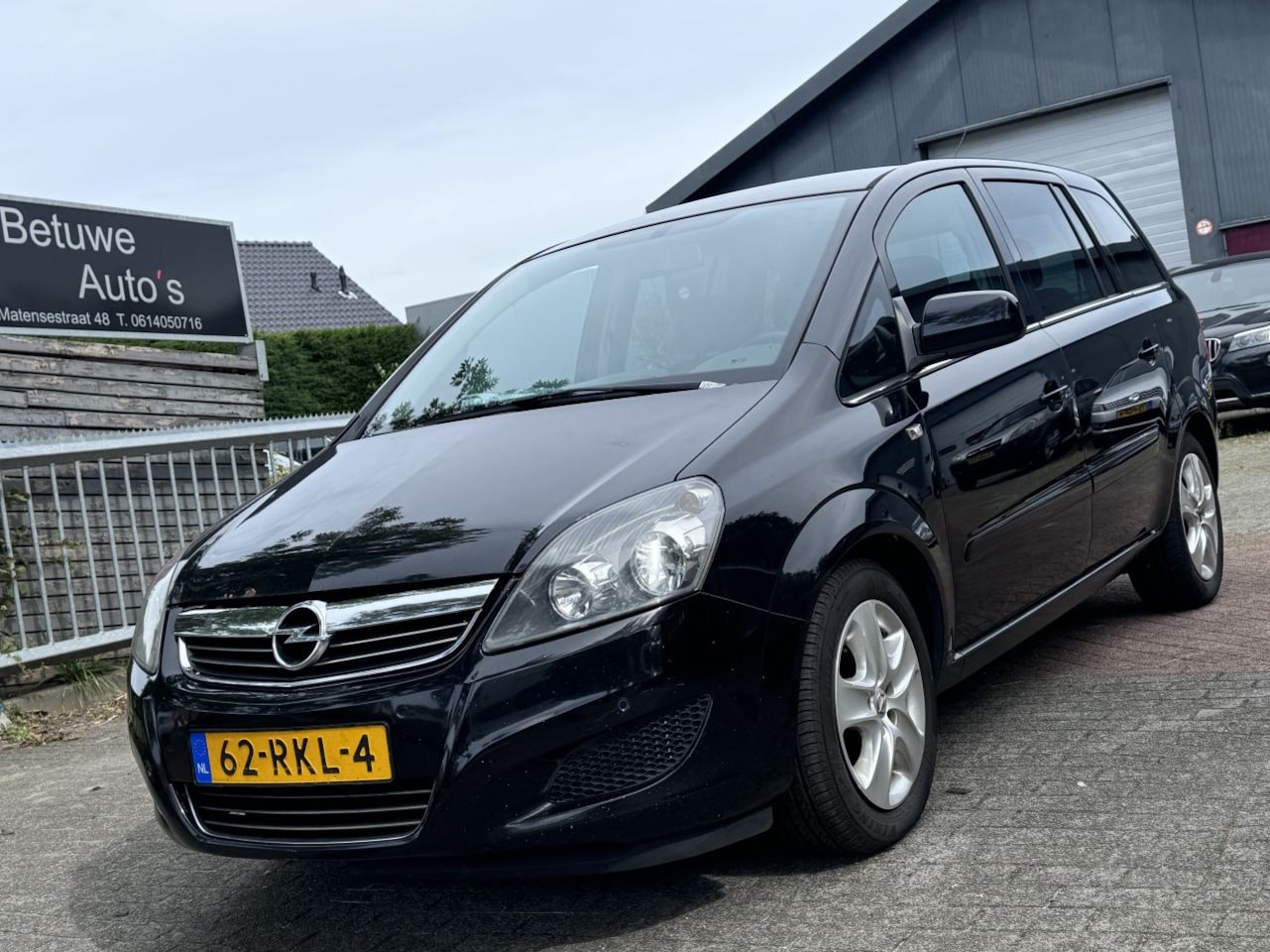 Opel Zafira - 1.7 CDTi 111 years Edition 1.7 CDTI 111 Years Edition - AutoWereld.nl