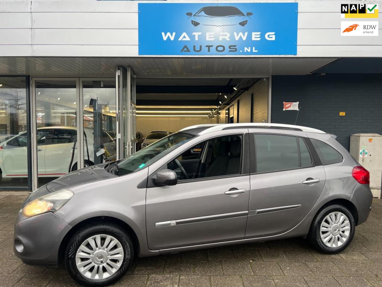 Renault Clio Estate - 1.2 TCE Collection Navi/Airco/LM velgen - AutoWereld.nl