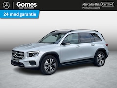 Mercedes-Benz GLB - 200 | Panoramadak | Trekhaak | Premium Pakket | Nightpakket | MULTIBEAM LED koplampen | Ap