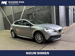 Volvo V40 Cross Country - T3 Summum | Automaat | Panoramadak | Camera | Leder | Stoelverwarming