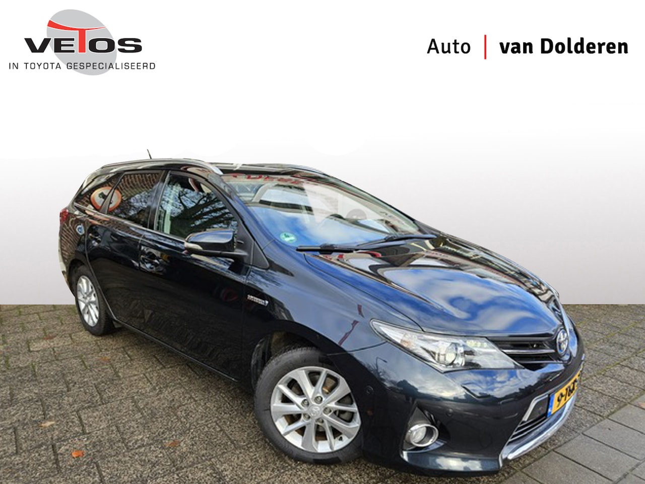 Toyota Auris Touring Sports - 1.8 Hybrid Lease+ Pano/Clima/Navi - AutoWereld.nl