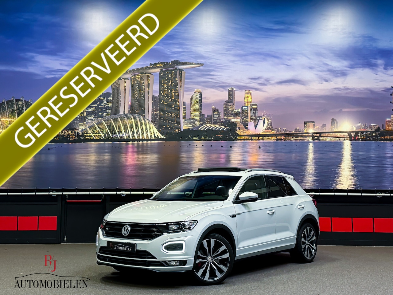 Volkswagen T-Roc - 2.0 TSI 4Motion 3x R-Line |Pano|Virtual|ACC|Sport - AutoWereld.nl