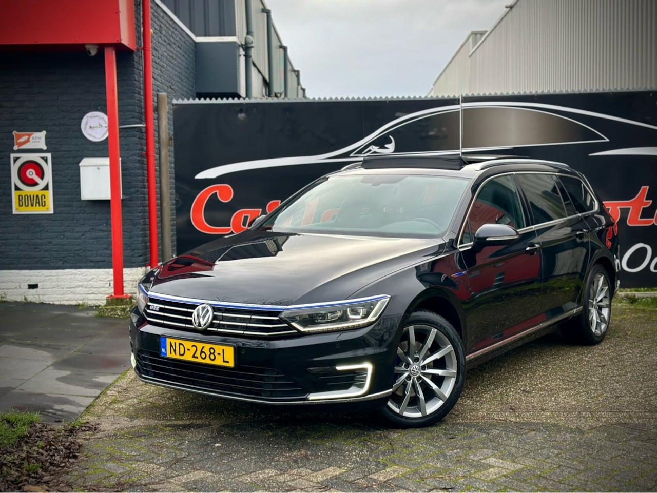 Volkswagen Passat Variant - 1.4 TSI GTE PANO|CAMERA|ACC|LEER|CARPLAY - AutoWereld.nl