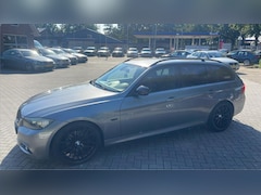 BMW 3-serie Touring - 318i Business Line M Sport