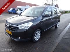 Dacia Lodgy - 1.2 TCe Blackline 5p.Trekhaak, Navi, Leer