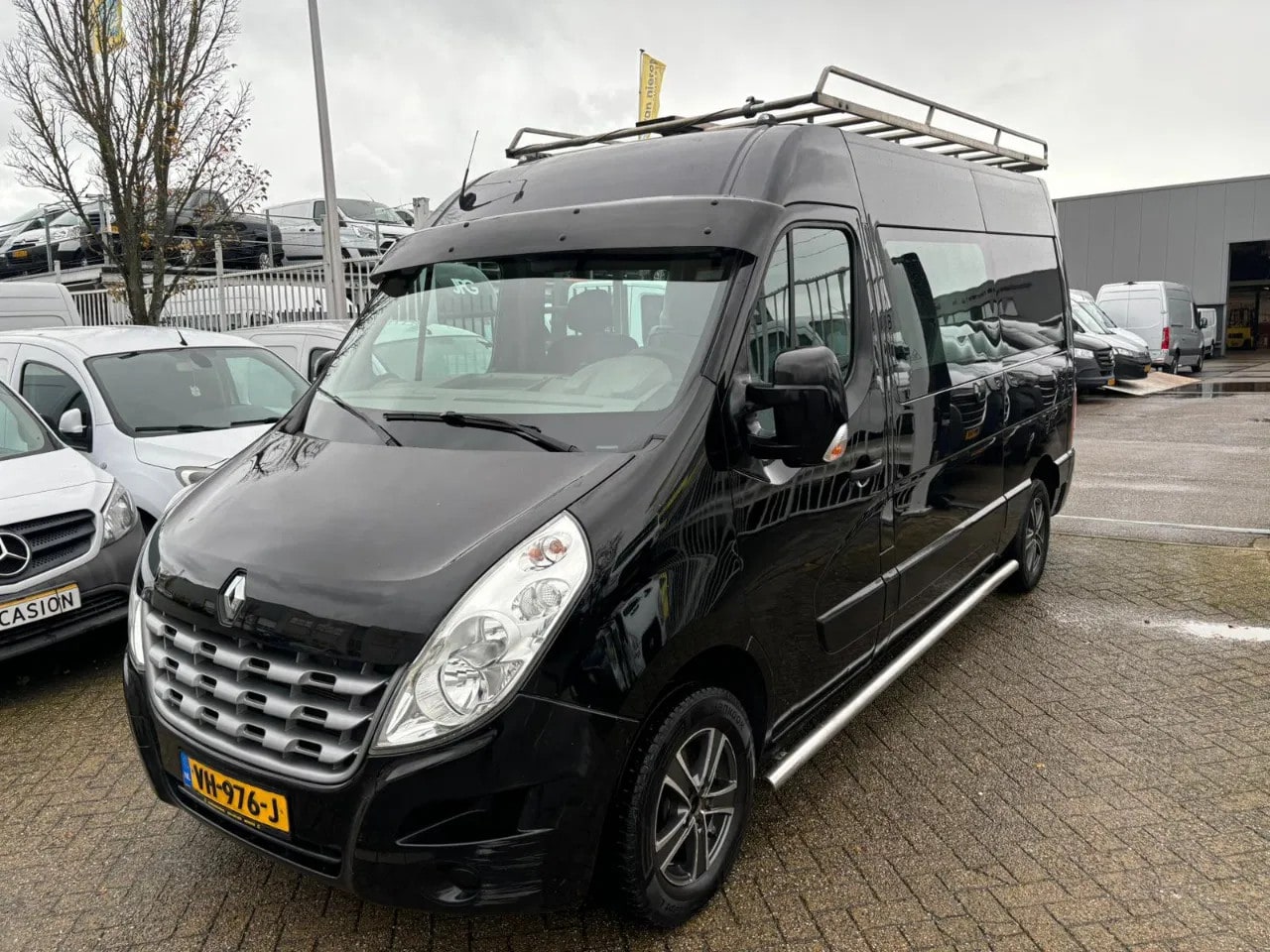 Renault Master - l2h2 dubcab airco navi - AutoWereld.nl