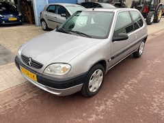 Citroën Saxo - 1.1i Asics 2001 stuurbekrachtiging 108.809km NAP Leuke auto met alle boekjes. Distributier