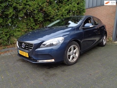 Volvo V40 - 1.6 D2 R-Design, Navi, Clima, PDC, Cruise control