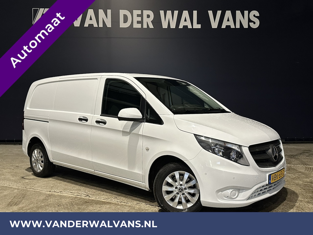 Mercedes-Benz Vito - 114 CDI Automaat L1H1 Euro6 Airco | Navigatie | Camera | LM velgen Cruisecontrol, Trekhaak - AutoWereld.nl