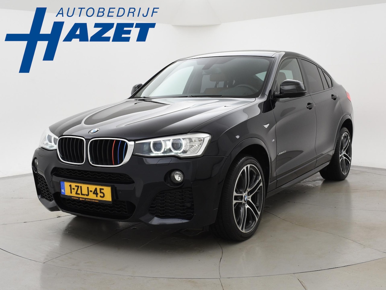 BMW X4 - xDrive20i 184 PK M-SPORT *57.670 KM!* CARBONSCHWARZ - AutoWereld.nl