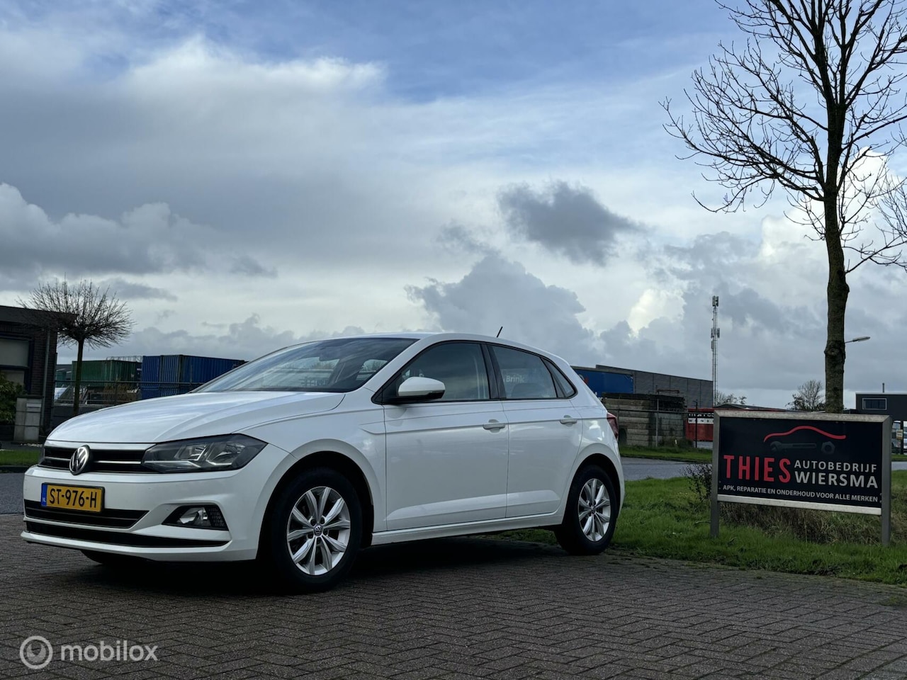 Volkswagen Polo - 1.0 TSI Comfortline acc/apple carplay/airco/ - AutoWereld.nl