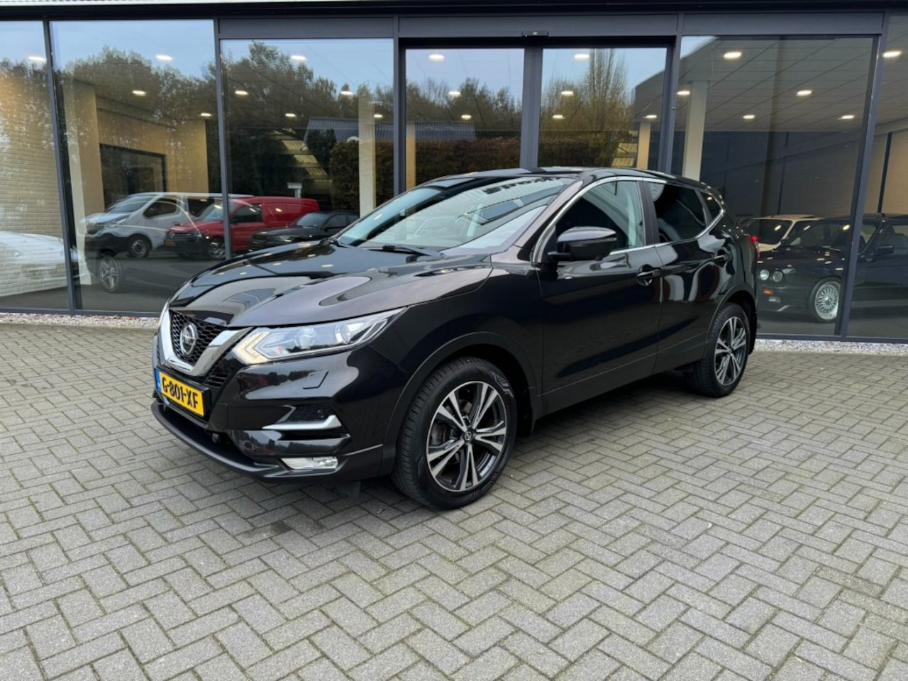 Nissan Qashqai - 1.3 DIG-T N-CONNECTA,Carplay,Cam 360,Stoelverw,Keyless,Lane Ass. - AutoWereld.nl