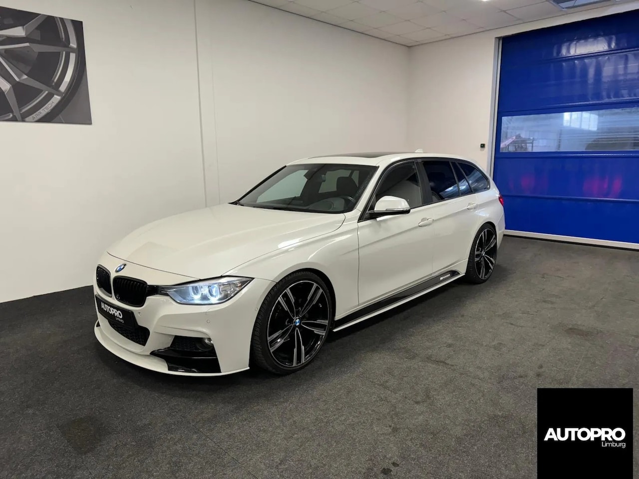 BMW 3-serie Touring - 320d M-Sport|HUD|Keyless - AutoWereld.nl