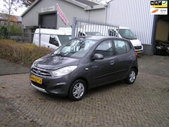 Hyundai i10 - 1.0 Pro 96 d km nap airco navigatie achterruit camera nieuwe apk