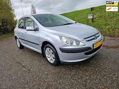 Peugeot 307 - 1.6-16V XT, Airco, Trekhaak, NAP