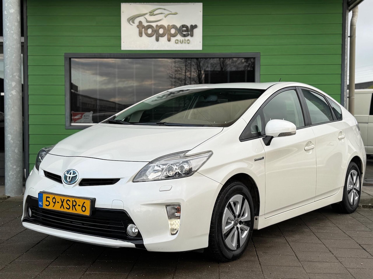 Toyota Prius - 1.8 Dynamic Business / Navi / CruiseControl / - AutoWereld.nl