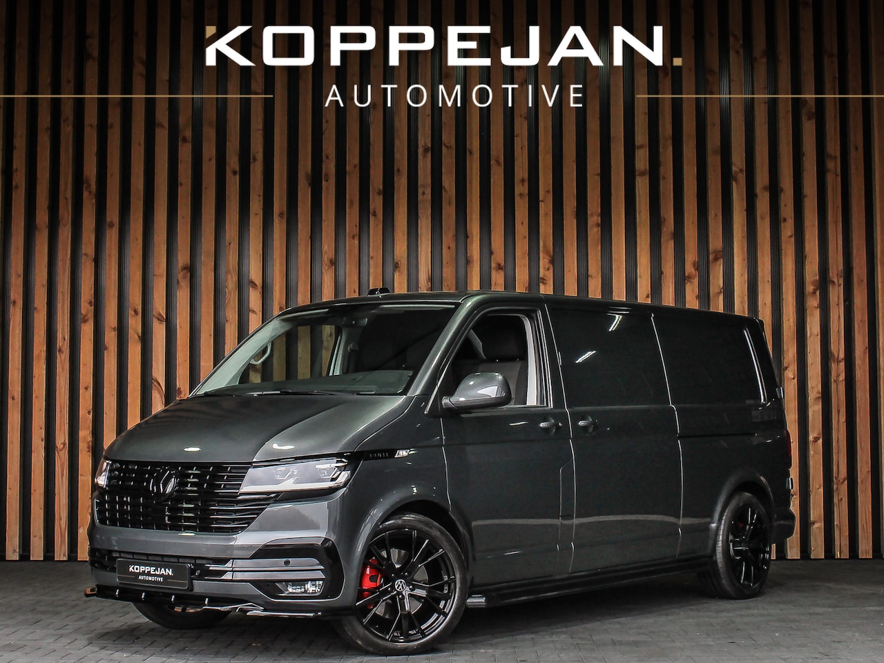 Volkswagen Transporter - 2.0 TDI 199PK DSG Bulli Bestelwagen L2H1 | 2X SCHUIFDEUR | LED KOPLAMPEN | STOELVERWARMING - AutoWereld.nl