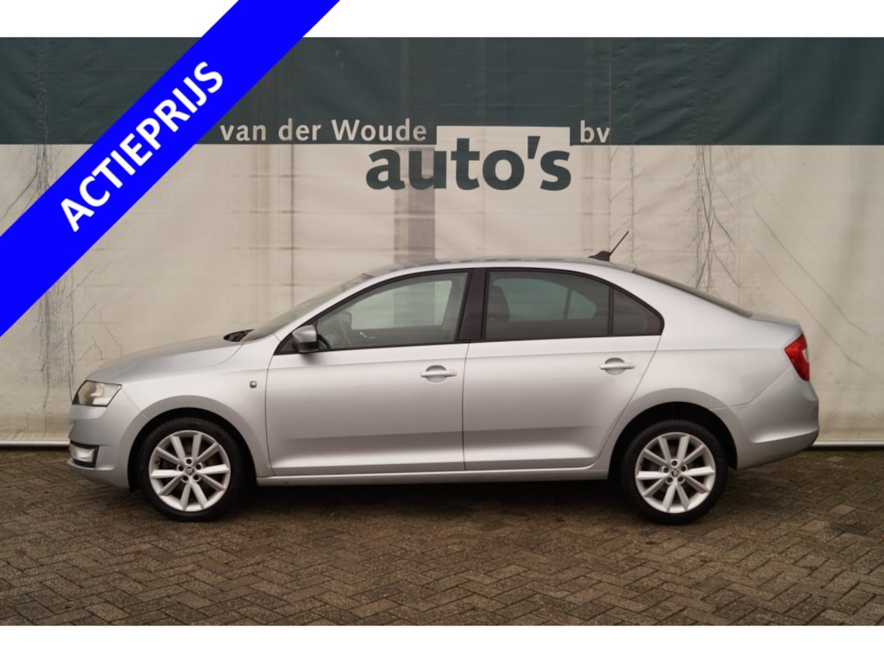 Skoda Rapid - 1.2 TSI 105pk Elegance Business -NAVI-ECC-PDC- - AutoWereld.nl