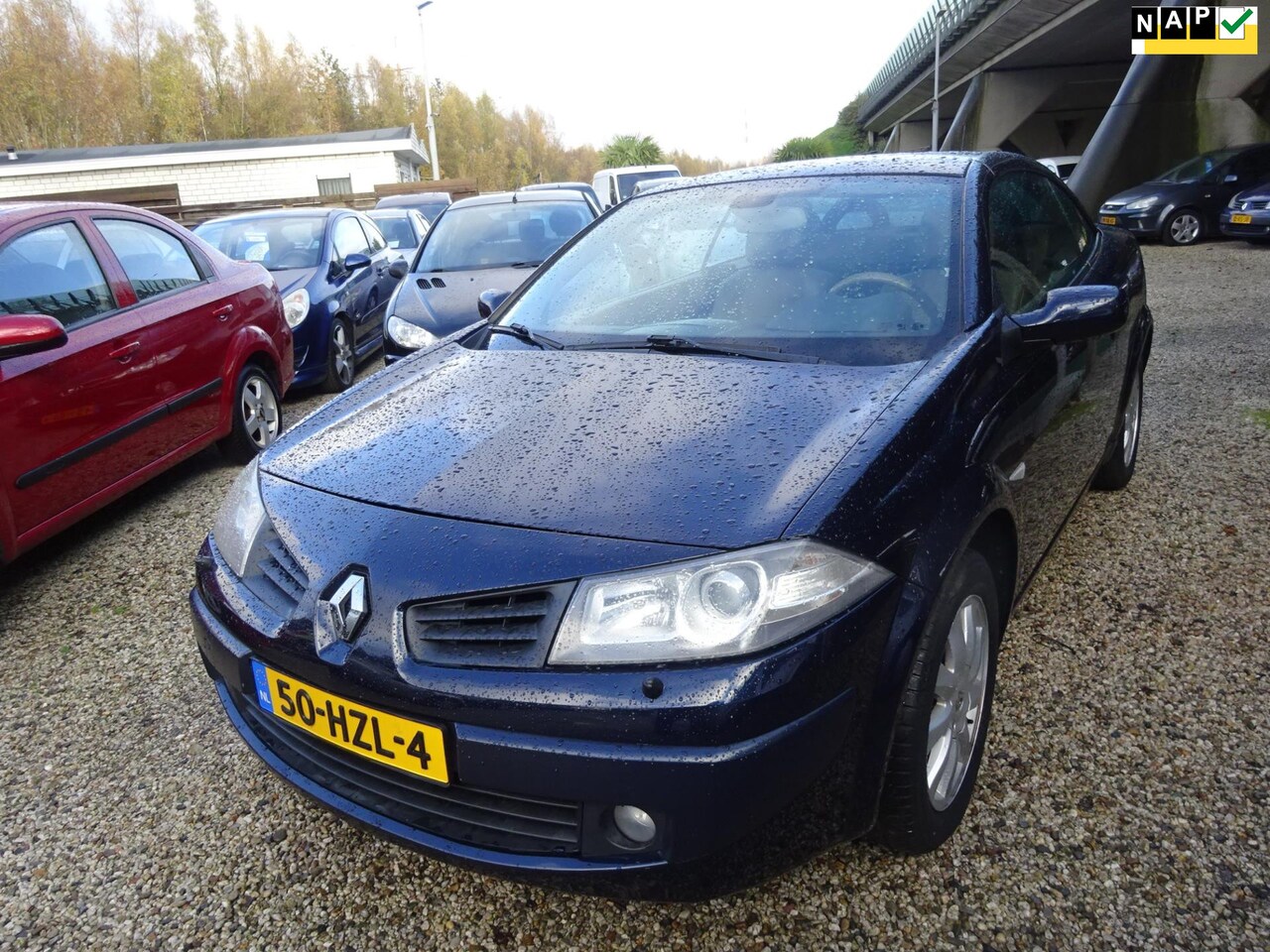 Renault Mégane coupé cabriolet - 2.0-16V Tech Line 2.0-16V Tech Line, Airco, Parkeersensor,Apk 16-4-25 - AutoWereld.nl