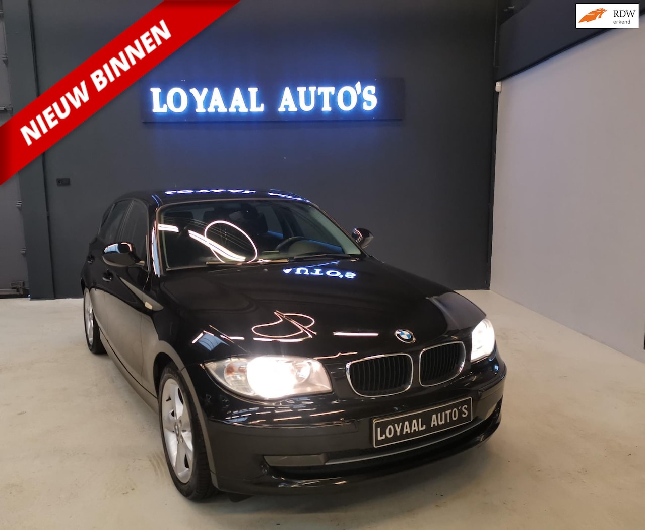 BMW 1-serie - 118i High Executive |NAVI|AIRCO|CRUISE|ELEK.RAMEN|PDC|APK. - AutoWereld.nl