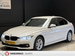 BMW 3-serie - 318i Automaat Led Leder Clima Navi Cruise Lm Velgen Dealeronderhouden