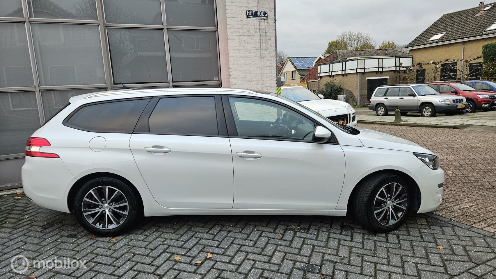 Peugeot 308 SW - 2016 1.2 Executive Trekhaak Full Options Led - AutoWereld.nl